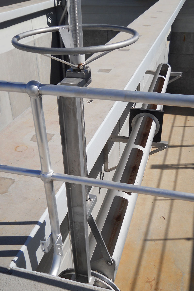 scum-skinners-product-02