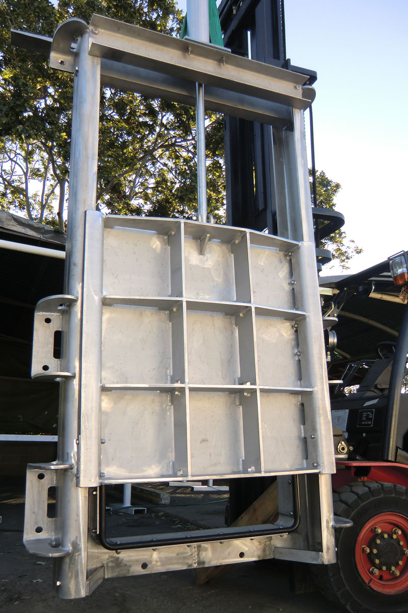 wedge-gate-penstocks-gallery-01-awe